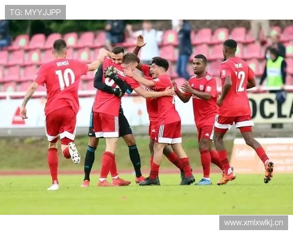 红星握微弱优势力拼欧冠晋级林肯红魔全力冲击历史首胜